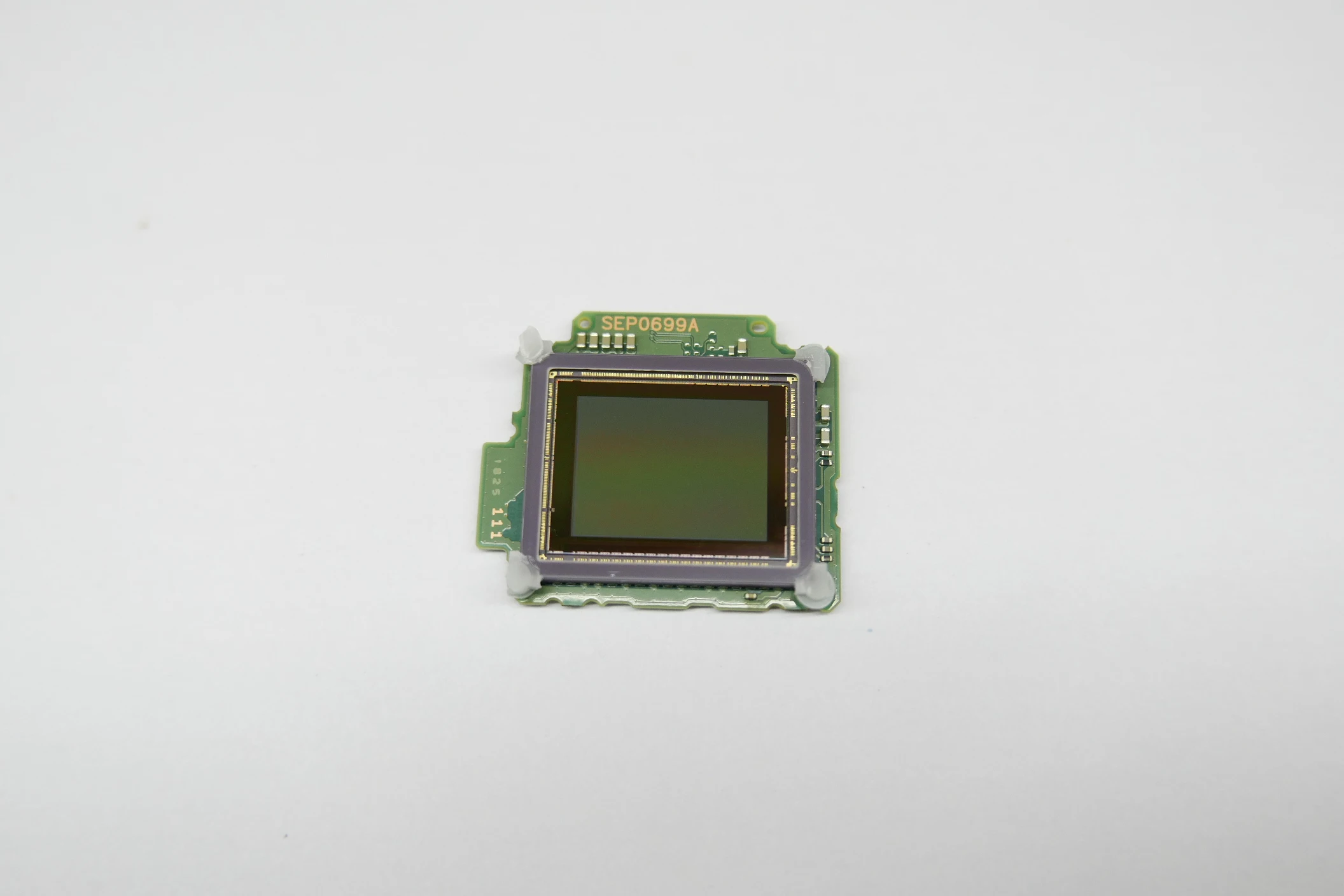 

Repair Parts G8 G80 G85 For Panasonic Lumix DMC-G8 DMC-G80 DMC-G85 CCD CMOS Image Sensor (No Filter)