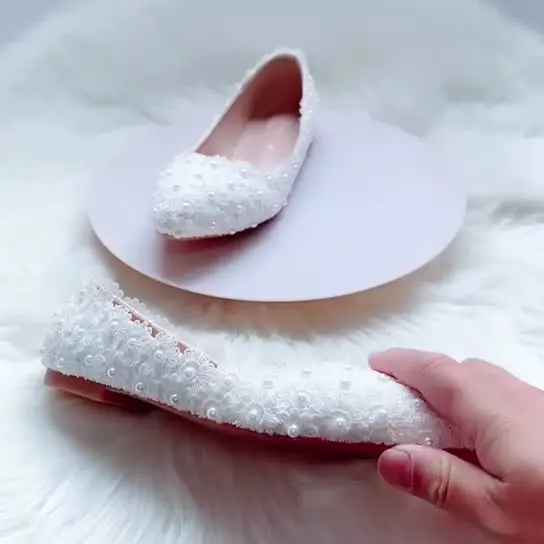 

Женские туфли на плоской подошве, белые кроссовки с острым носком, удобная повседневная обувь со шнуровкой