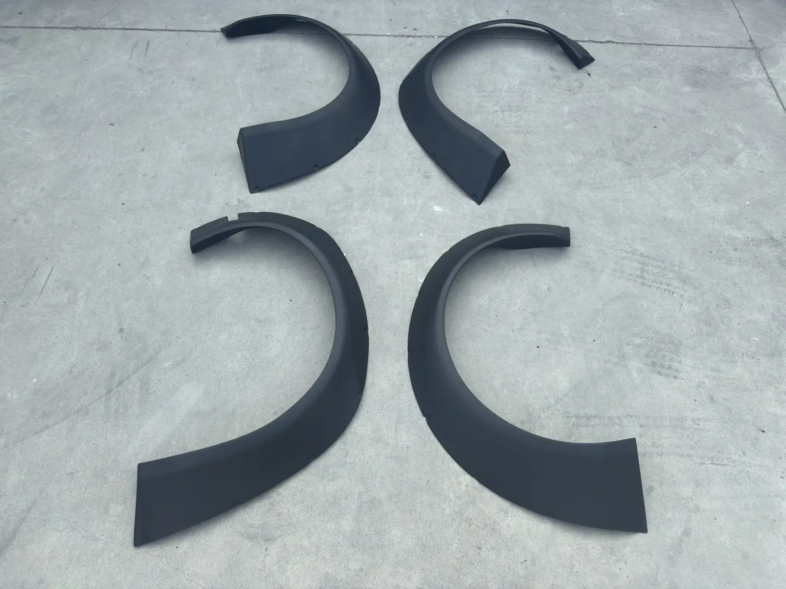 For Challenger Wide Car Body Kit Car Wheel Eyebrows Rear Spoiler Wings for Dodge Challenger 17up