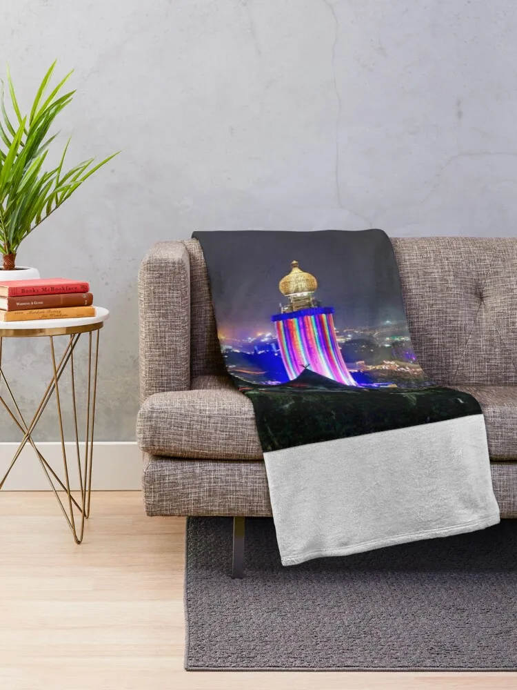 Glamonbury by night ���, ���Ÿ� �β��� ���