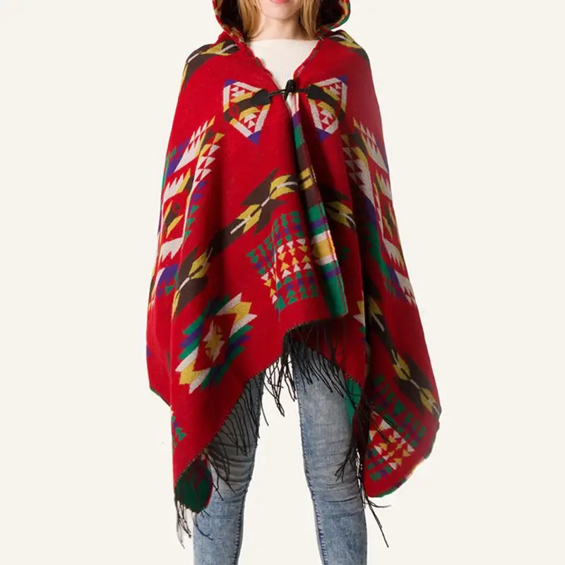 Рисунок 2 - Женское богемное пончо с этническим