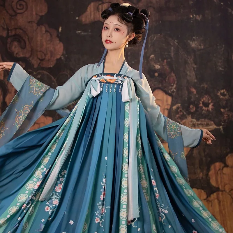 Hanfu Pleated Skirt With Large Sleeves Traditional Chinese Clothing