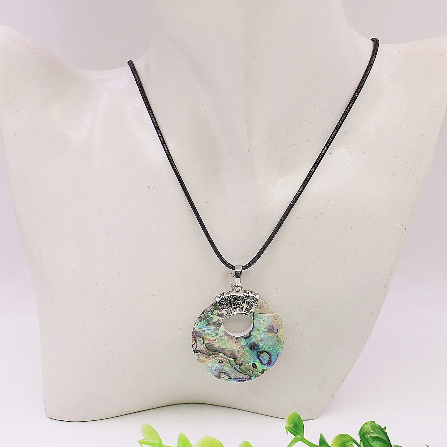 39mm Natural Multicolor Sea Shell DIY Necklace Pendant,Circular Pattern Lucky Pendant, Unisex Gift,Party/Banquet Jewelry Design