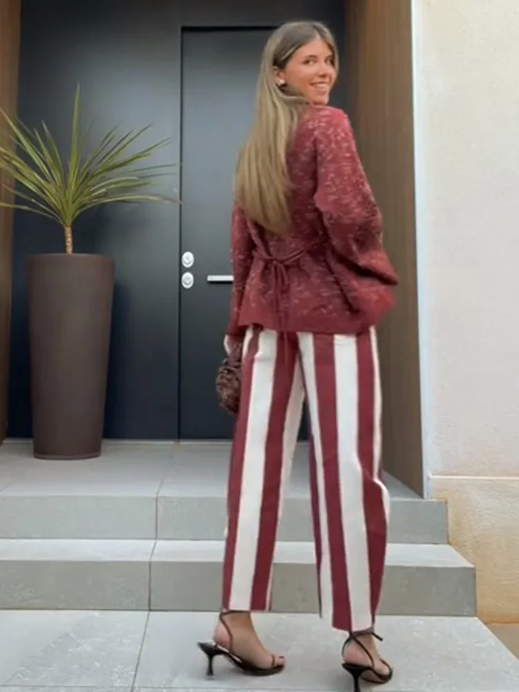 Jean décontracté rayé pour femme, taille mi-haute, avec poches à bouton unique, coupe droite, collection Printemps-Été 2026, pantalon tendance pour femme