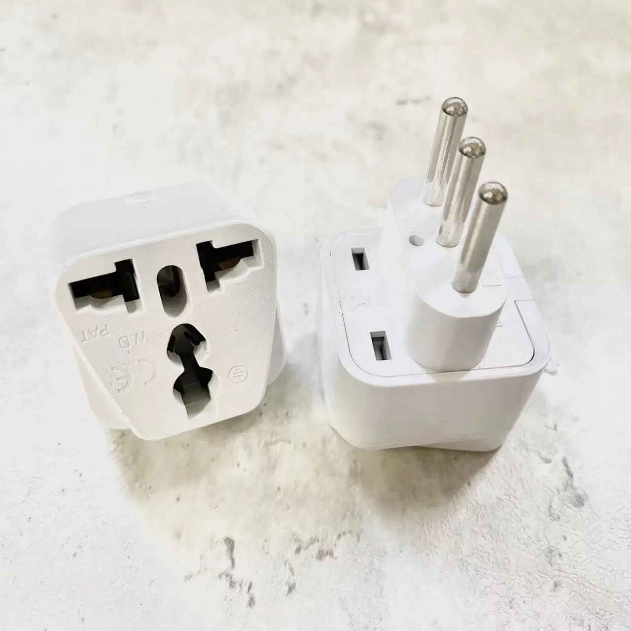 arhitekta Takmičenje Seraph adapter kuba Rukopis Peer Fatalno