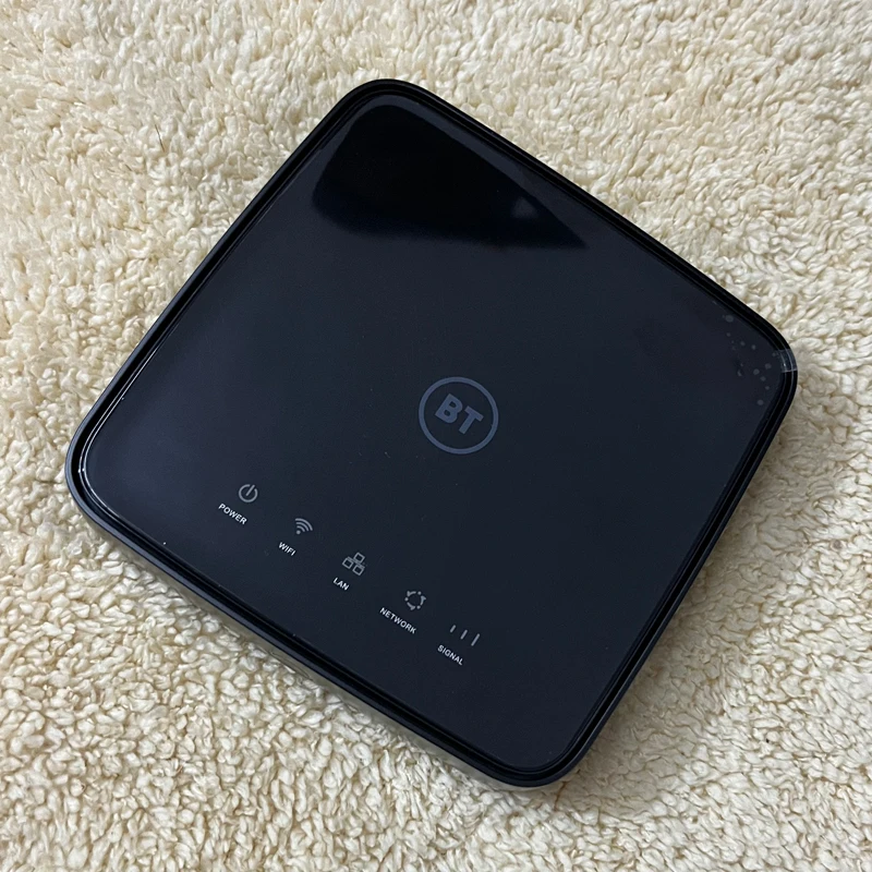 

Беспроводной маршрутизатор Alcatel HH70BT CAT7 300 Мбит/с 4G FDD-LTE CPE