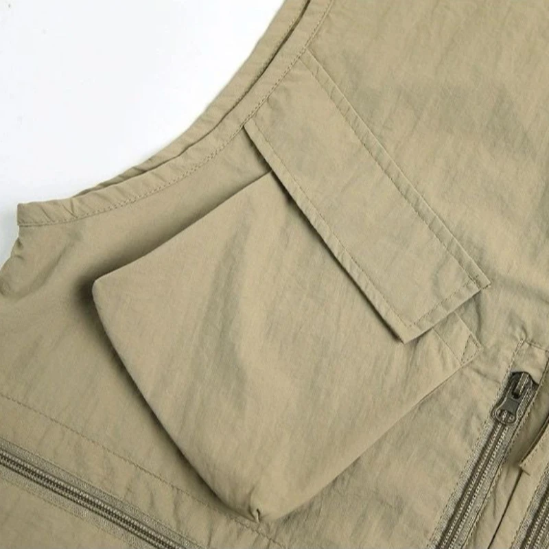 여름 얇은 조끼 남성용 야외 다용도 포켓 하이킹 작업복 사진 촬영 낚시 전술 조끼 방수 메쉬 민소매