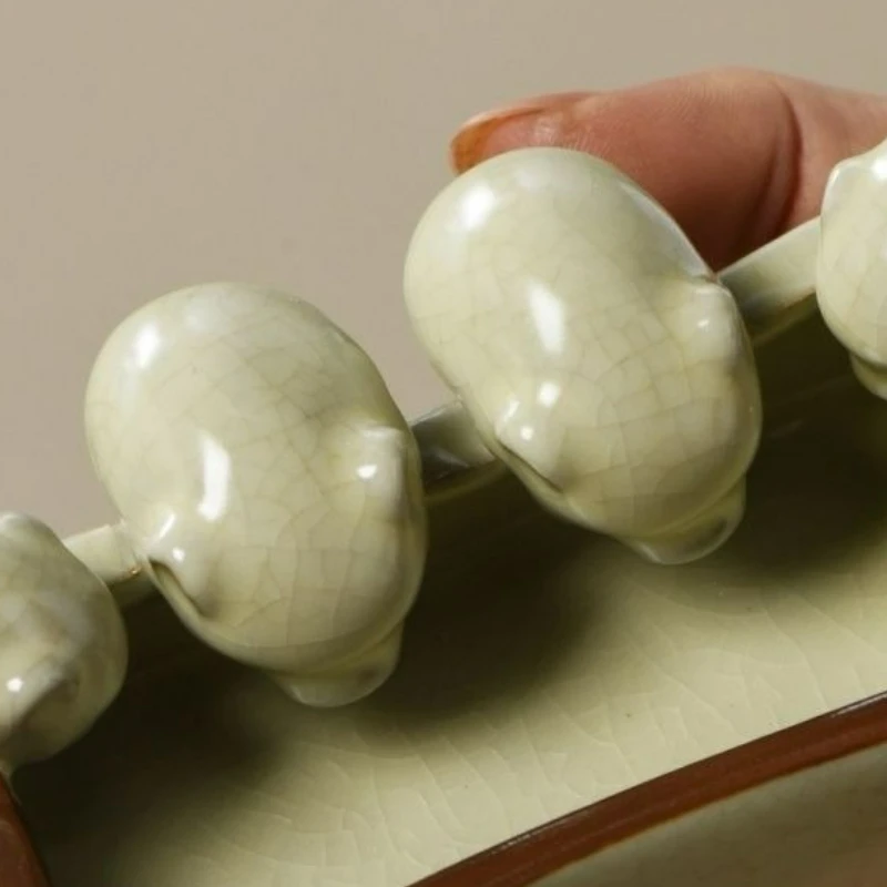 Ru Kiln Tea Pet Set 4 Adorable Crackle Glaze Pigs Maintainable Figurines for Kung Fu Tea Ceremony Wealth and Abundance Decor