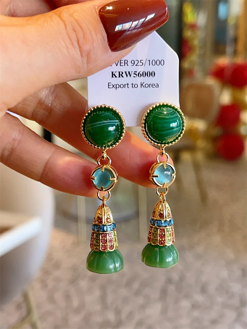 18K Gold Vintage Personality Women for Earrings: Green Jade Long Dangle Earrings with An Exclusive and Sophisticated Aura