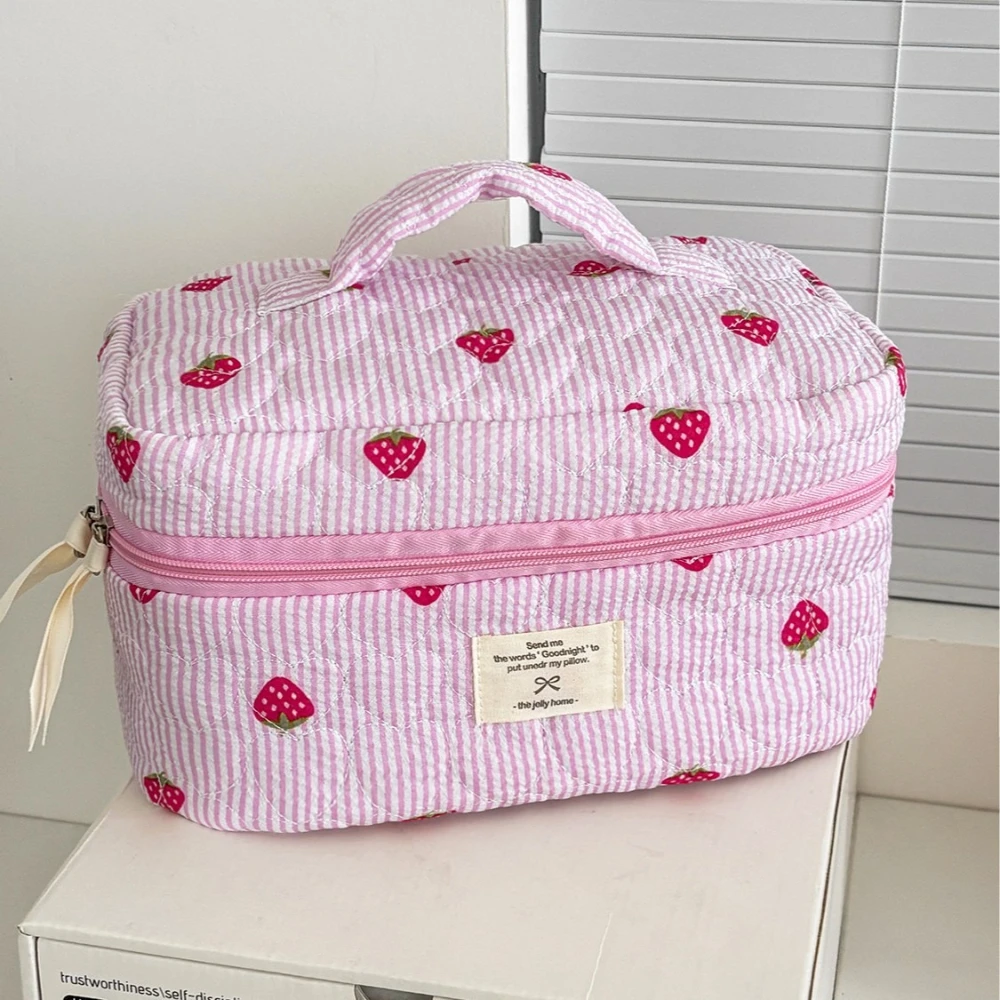 Pink Strawberry Women Cosmetic Quilted Bag Portable Travel Organizer Toiletry Makeup Storage Pouch Handbag Ladies Zipper Bag