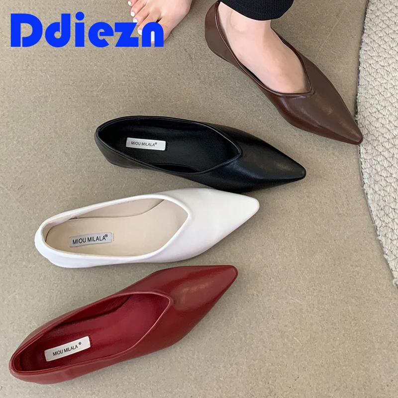 

Туфли женские с острым носком, элегантная обувь на плоской подошве, без застежки, однотонные, повседневные, весна 2024