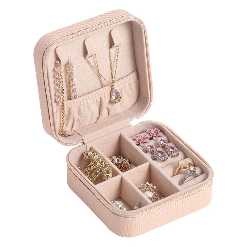 Elegant Portable Travel Jewelry Organizer with Button Detail and Zipper Closure