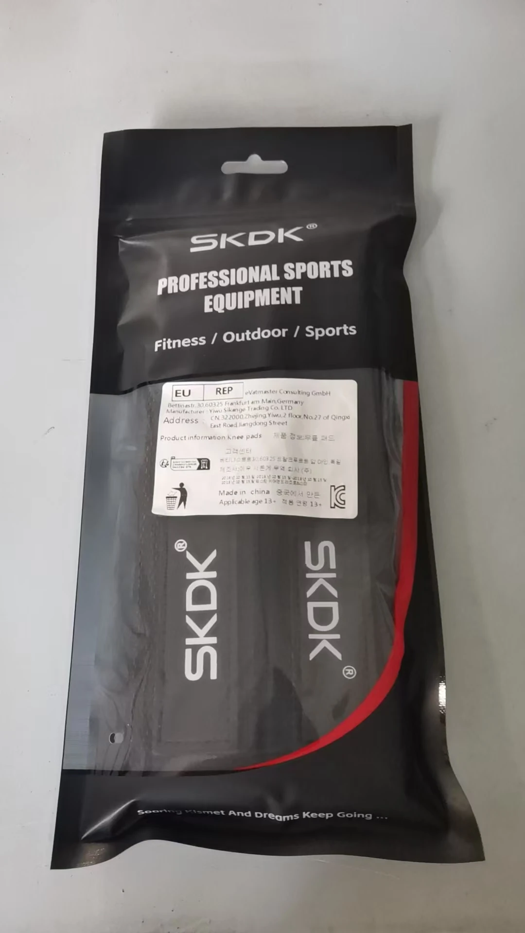 Enhanced Silicone Grip Weightlifting Wrist Straps for Strength Training and Deadlifts