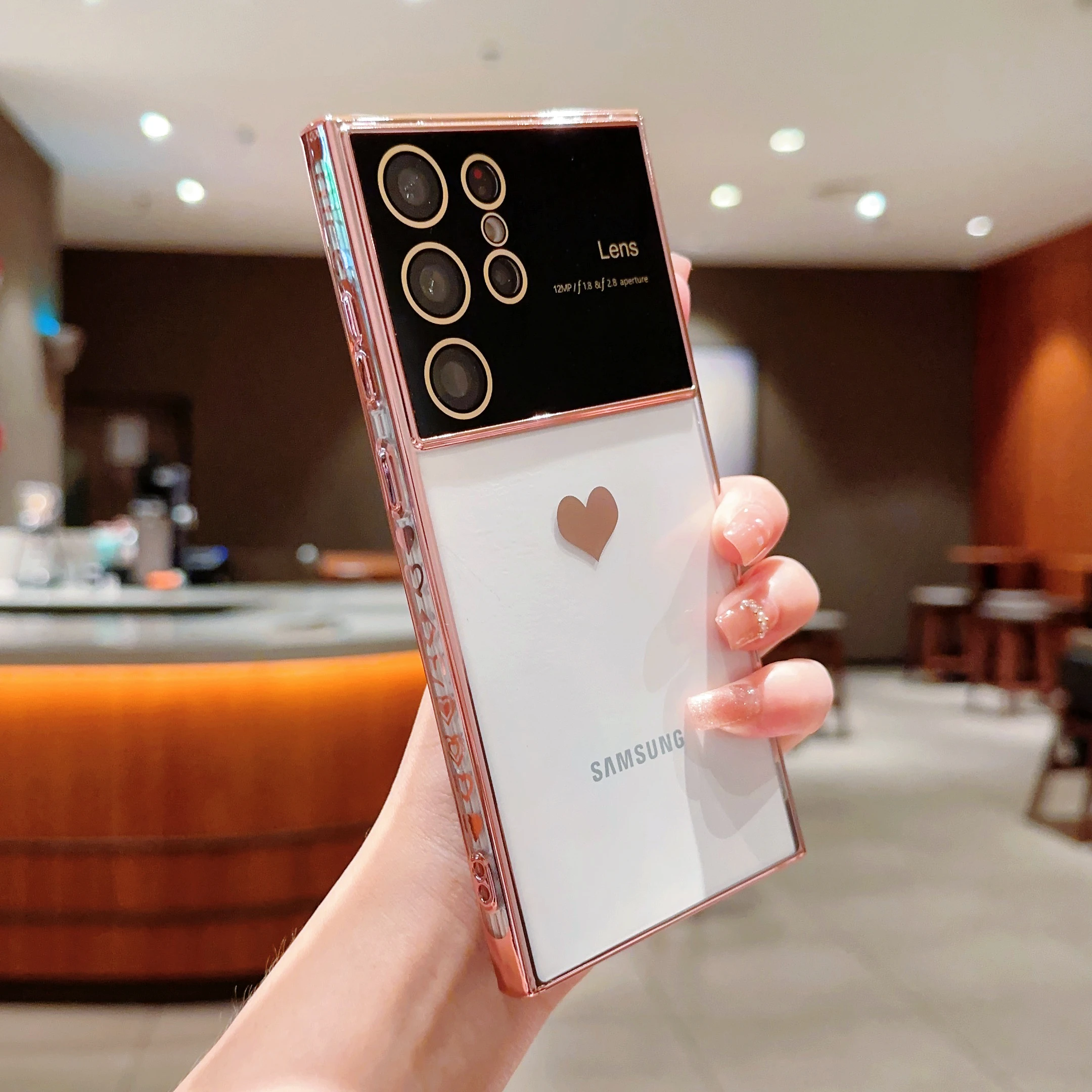 Permatomas telefono dėklas su širdelėmis samsung galaxy serijai_voghion.com