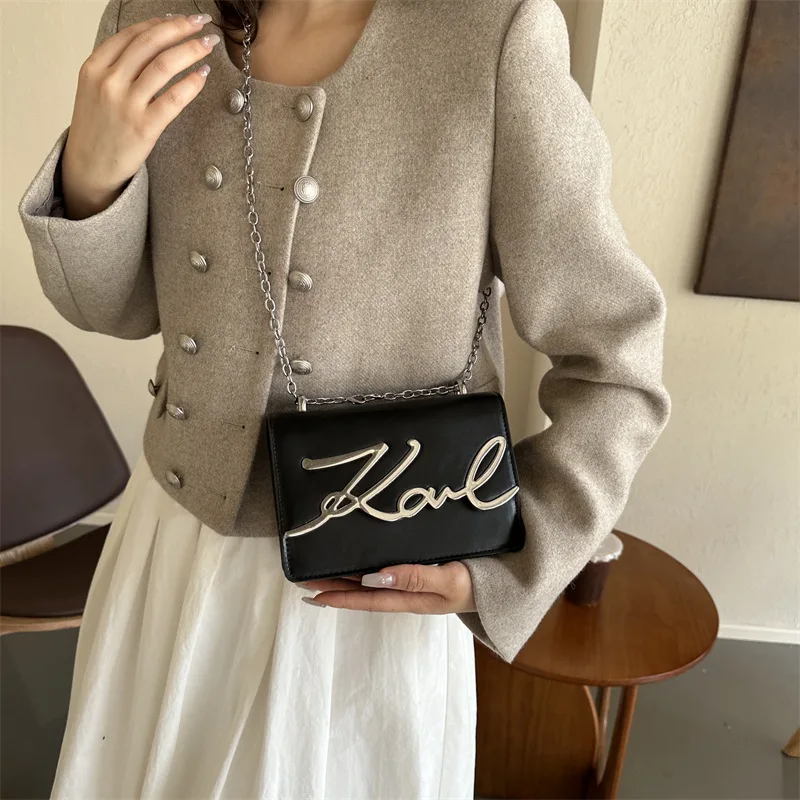 

Casual Shoulder Bags PU Leather Crossbody Bags for Women Retro Chain Purses and Handbags Luxury Designer Bags Portable Flap Bag