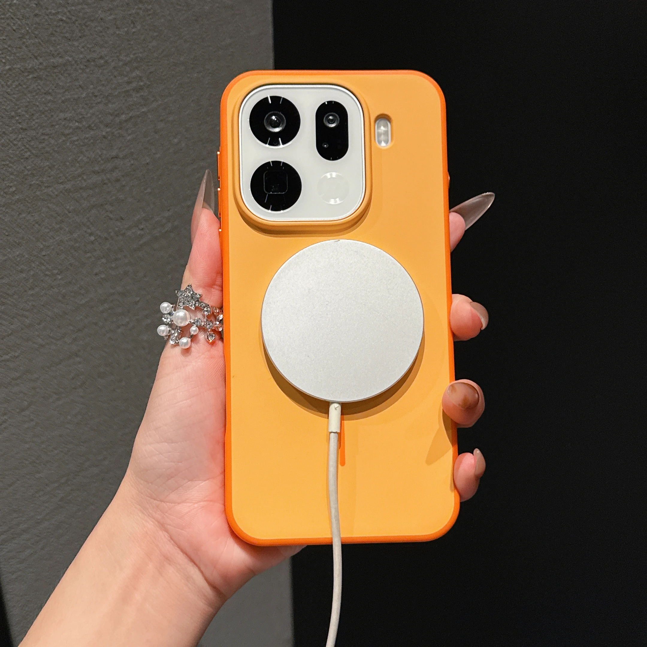 Magnetic Attraction Contrasting Color Phone Case with Metal Independent Buttons - Matte Skin Hard Cover