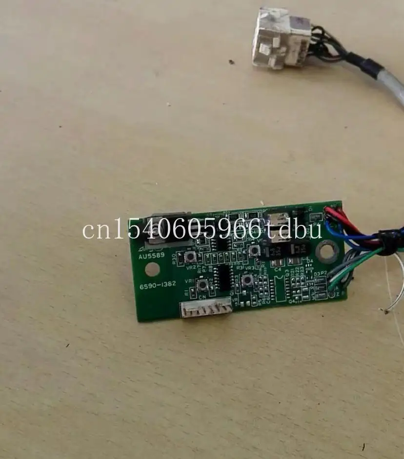 

Позиционер и головка шпинделя проверены приблизительно.