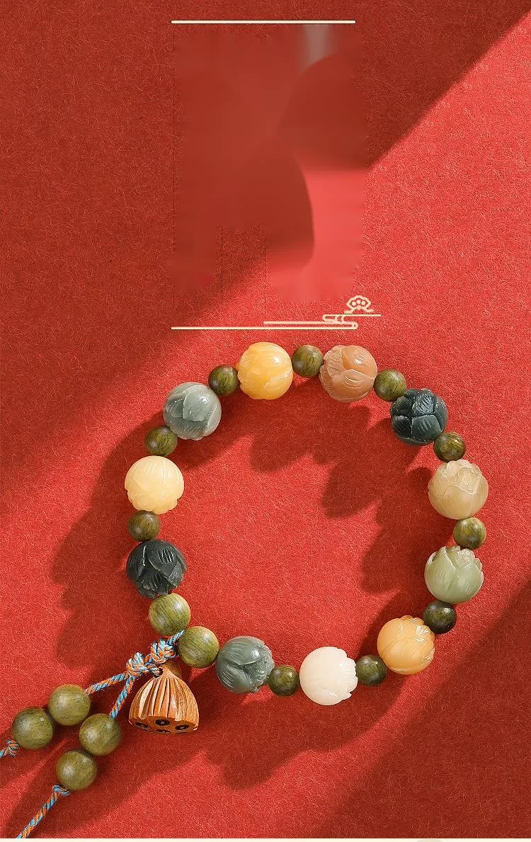 Lingyin Wealth God Same Style Rich Flower Lotus Colored Bodhi Green Sandalwood Water Grass Agate Handcarved Hand Strand, A Lot Of Money And Good Luck_voghion.com