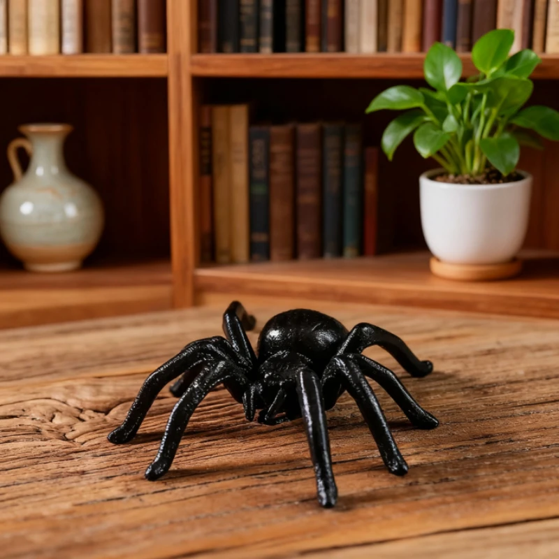 Cast Iron Black Spider Statue for Home Wall Decoration