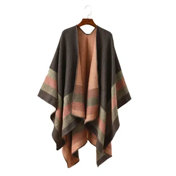 Sciarpa moda donna inverno autunno caldo mantello grande scialle a righe femminili mantello da viaggio floreale imitazione termica Poncho in Cashmere da donna 1