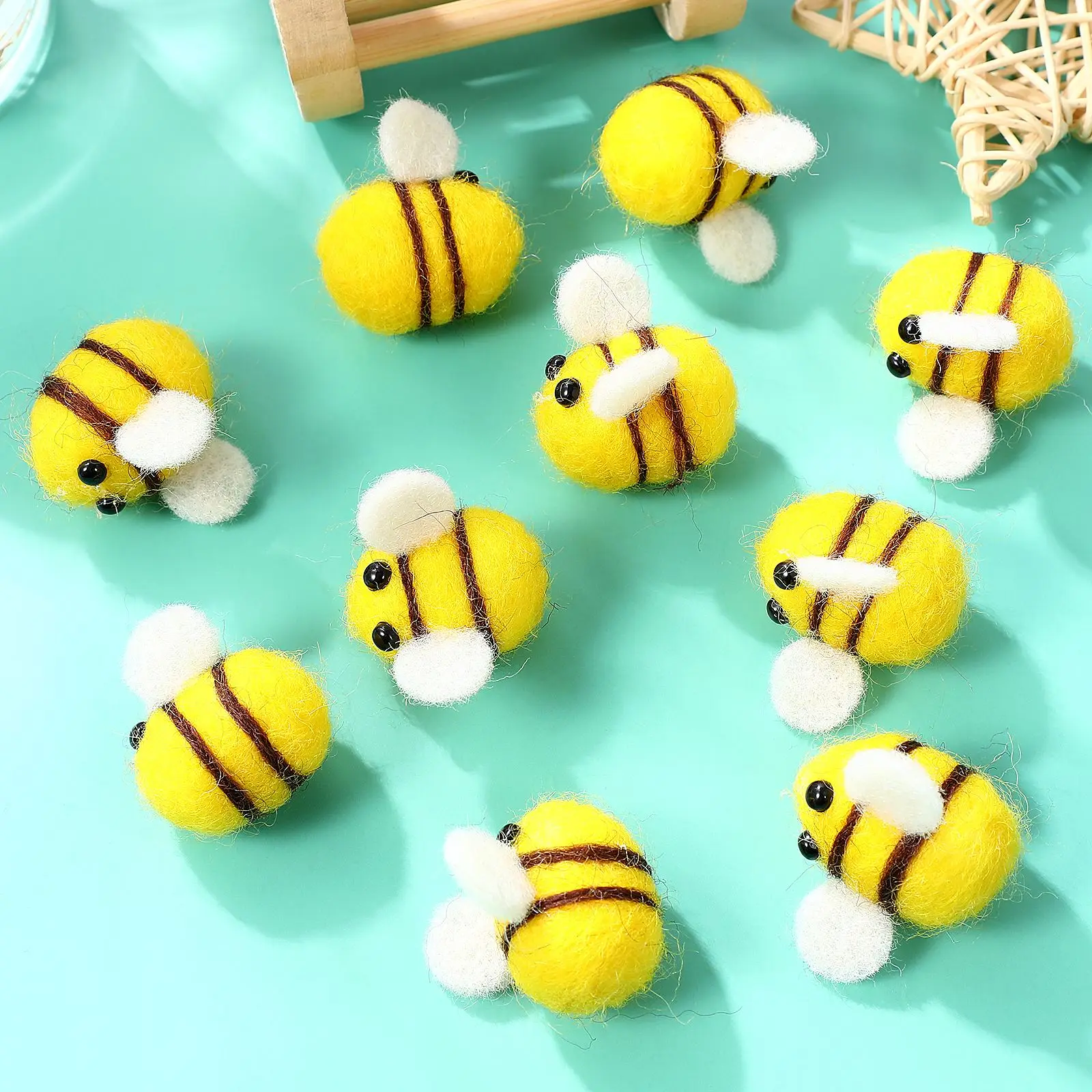 https://ae01.alicdn.com/kf/Sb8f6fce0098642eabc5879e3e3ab4813b/Wool-Felt-DIY-Handmade-Small-Bee-Pendant-Craft-Supplies-Hat-Decoration-Crafts-Wool-Felt-Bee-Small.jpg