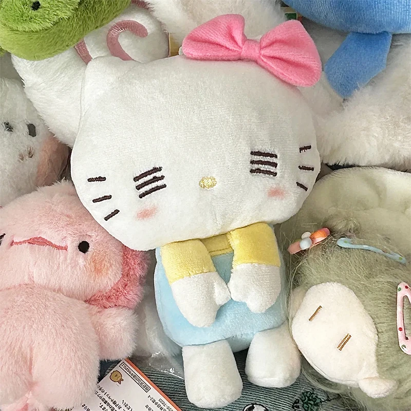 

Kawaii Sanrio Plush Dolls Pendant Speechless Hello Kittys Y2K Dolls Cute Cartoon Schoolbag Decoration Keychain Toys Girls Gifts
