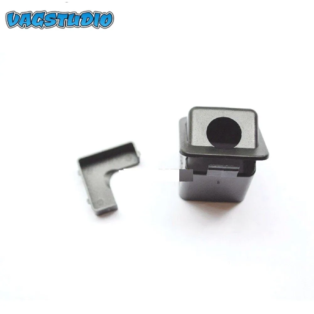 

Кронштейн для VW Scirocco SEAT SKODA 1K8 в наличии