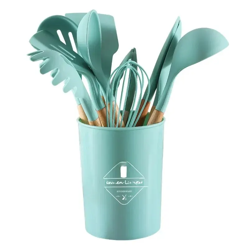 Wooden handle dark green eleven-piece set with barrel