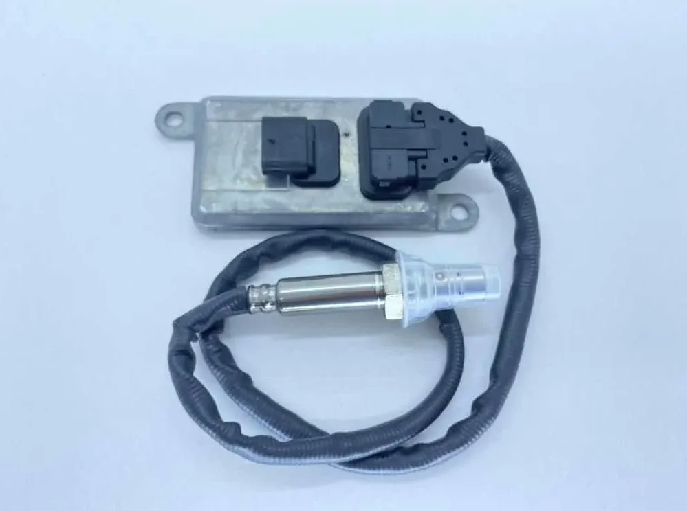 • Sensore Nox Per Mercedes-Benz Actros Atego Lkw Euro 4 5 6 24V 0061537328 0091533628 5Wk96616D 5Wk96616E 5Wk96616E