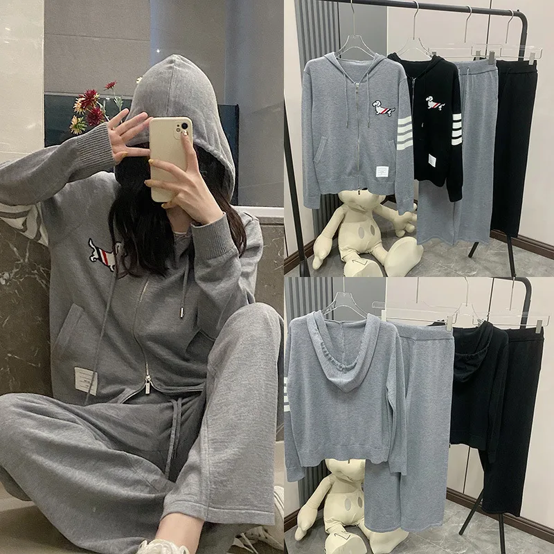 High Quality Korean Style TB Grey Black Set Dog Set Women's European Casual Classic Hooded Sweater Pants Sports Two Piece Set 20mm twill texture silicone watch sports bracelet strap replacement for huami amazfit youth edition lite black