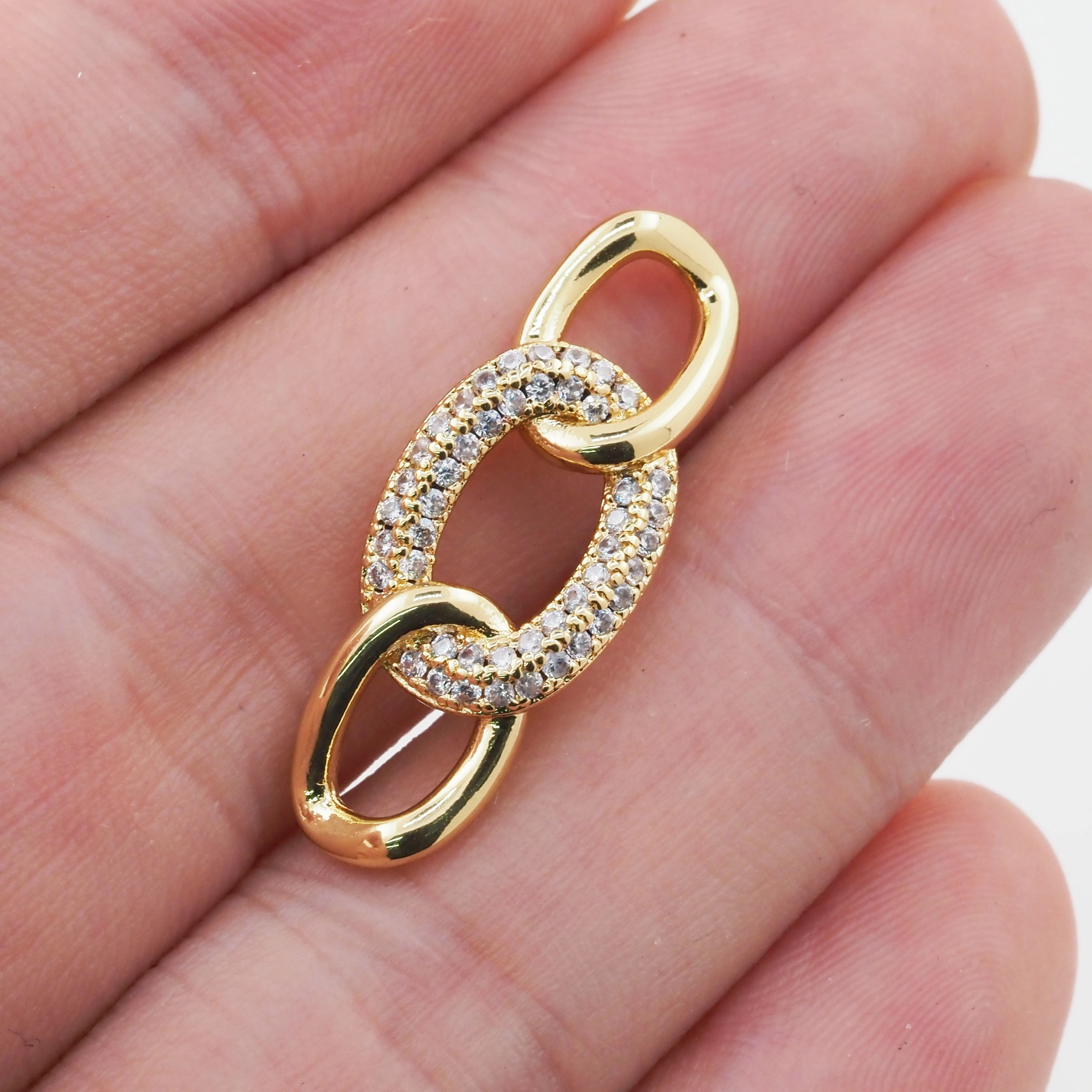 Luxury Exquisite Geometric Oval Cuban Chain Connector Gold Plated