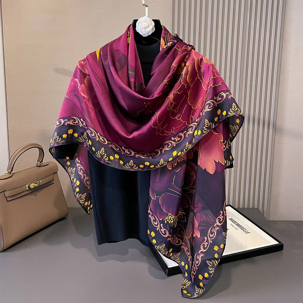 Four Seasons New Women Silk Square Scarf Hijab Female Design Print Lady Shawl Wraps Foulard Sun Protection Headbands Bandana