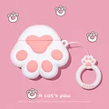 Paw white