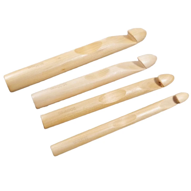 Large Wooden Crochet Hooks Ergonomic Crochet Hook Set 15-30 mm