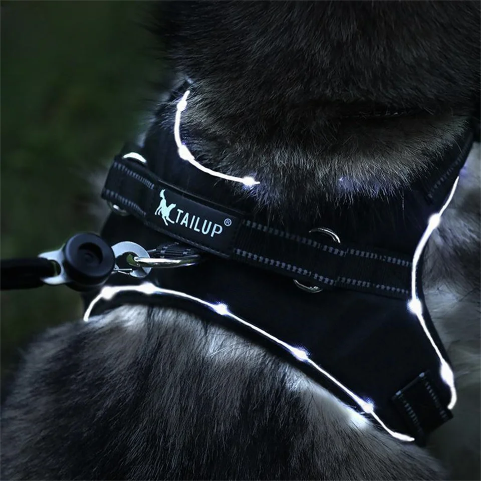 

Three Levels of Brightness Adjustment Dogs Chest Harness Ultra-long Battery Life LED Dog Harness Harnesses for Dogs Light Collar