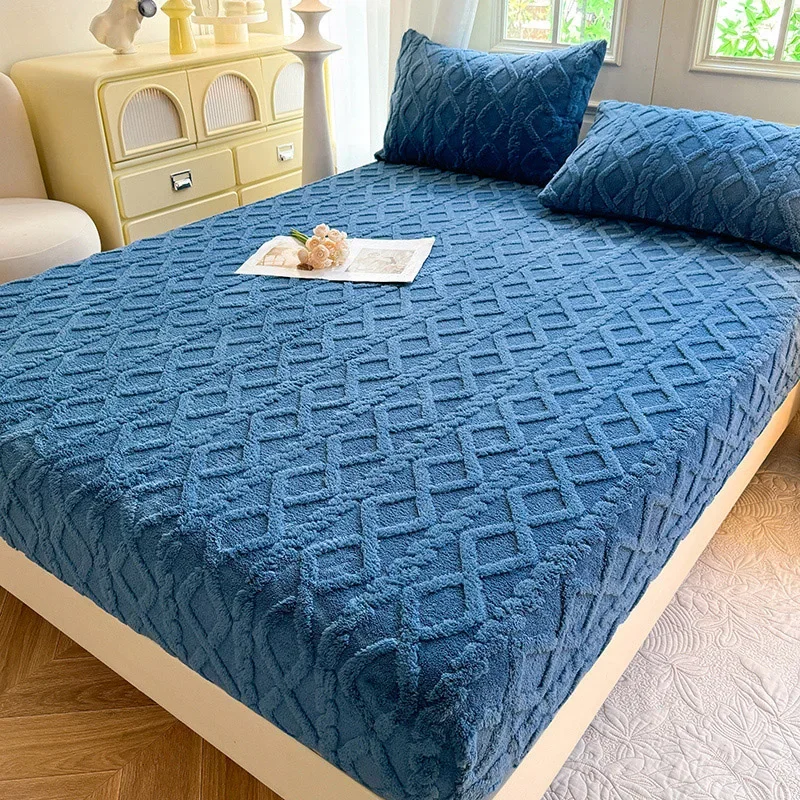 Coral Velvet Bedsheet Bedspread Milk Velvet Mattress Protective Cover Winter Plush Insulation Bedspread Single Queen King Size 3