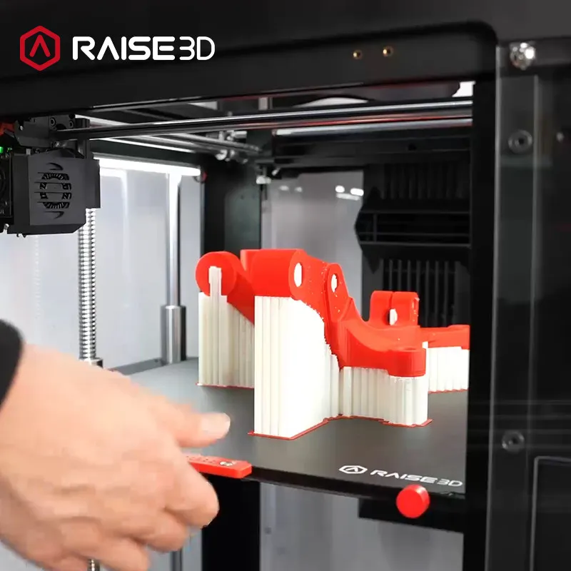 Рисунок 4 - 3D принтер Raise3D Pro3