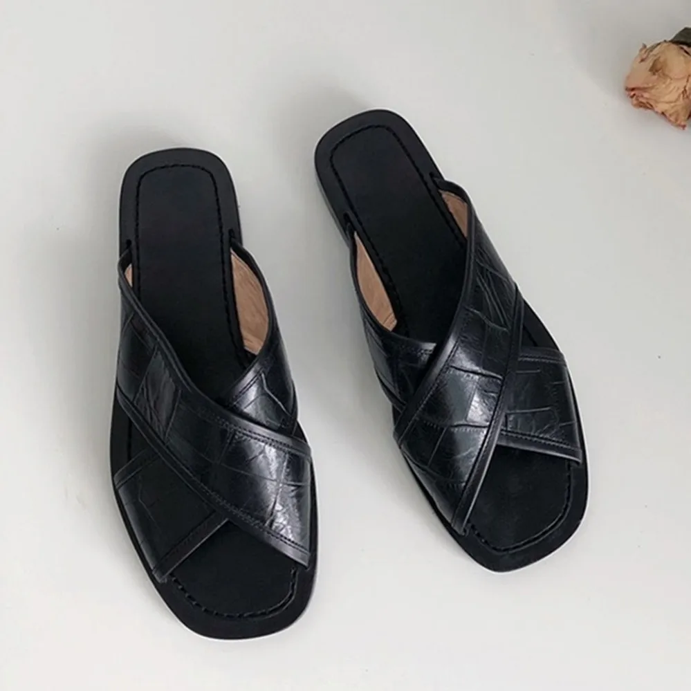 

Jenny&Dave Fashion Elegant Summer Flat Retro Roman Mules Slippers Ladies French Sheepskin Cross Open Toe Leather Slippers Women