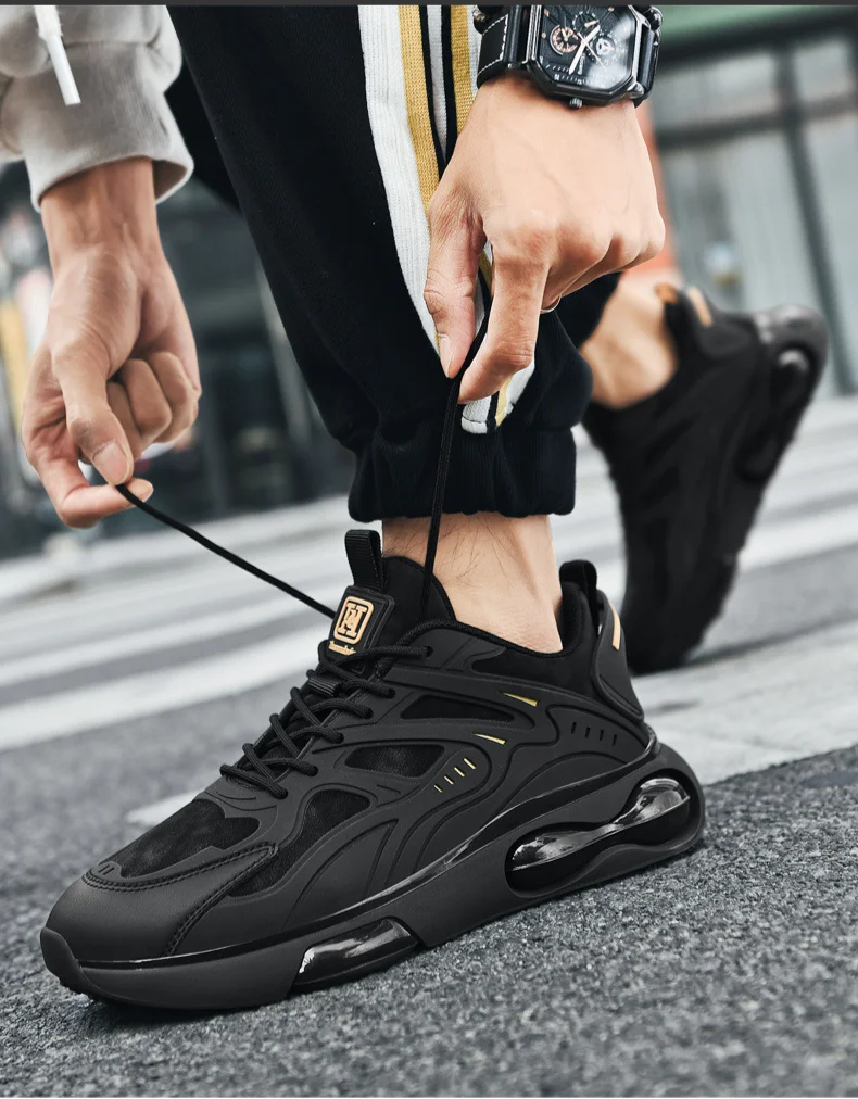 Black air cushion sports men in , breathable 2024 new running men, mesh height increasing youth shoes for spring_voghion.com