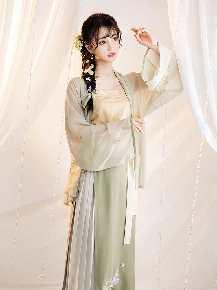 

Traditional Chinese clothing, Eastern style, Korean clothing, role-playing clothing, ancient elegant performance clothing,