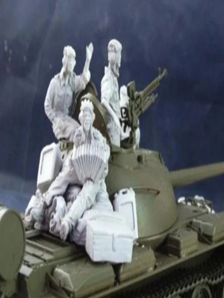 Unmontierte 1/35 afrikanische Besatzung mit Zubehör, Standfigur, Harzfigur, Miniaturmodellbausätze, unbemalt