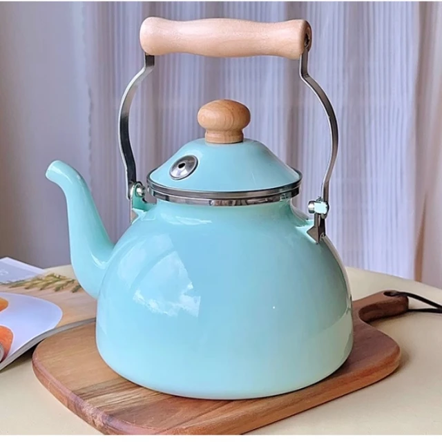 Tea Kettle, A Non-Toxic Kettle Worth Whistling At