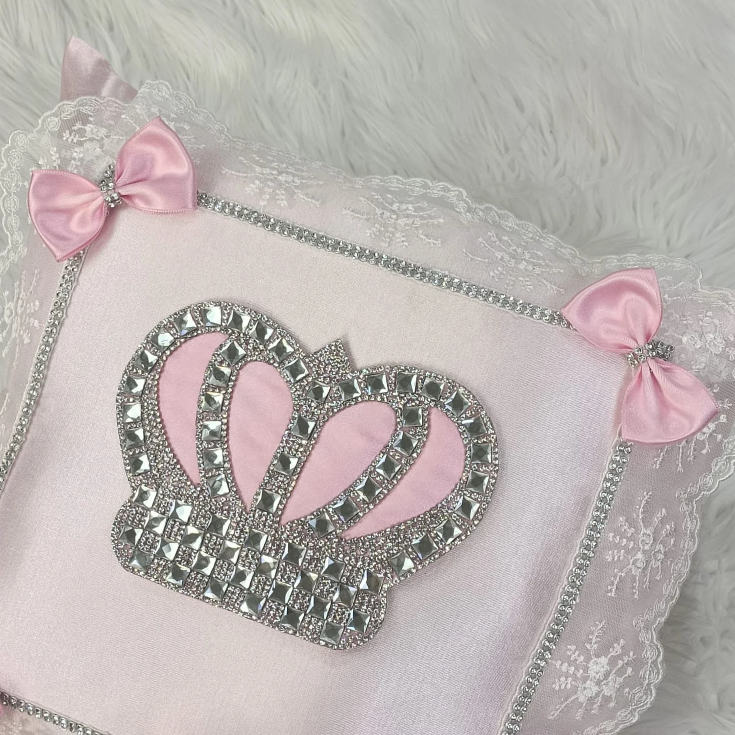 High Quality Modern Custom Pillow Luxury Wholesale Custom Portable Newborn New Design Baby Gold Cushion Jewelry Cushionwholesale 4