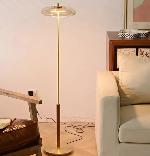 Nordic luxury living room floor lamp brass floor lamp modern creative personalized restaurant bedroom bedside decorative lamp