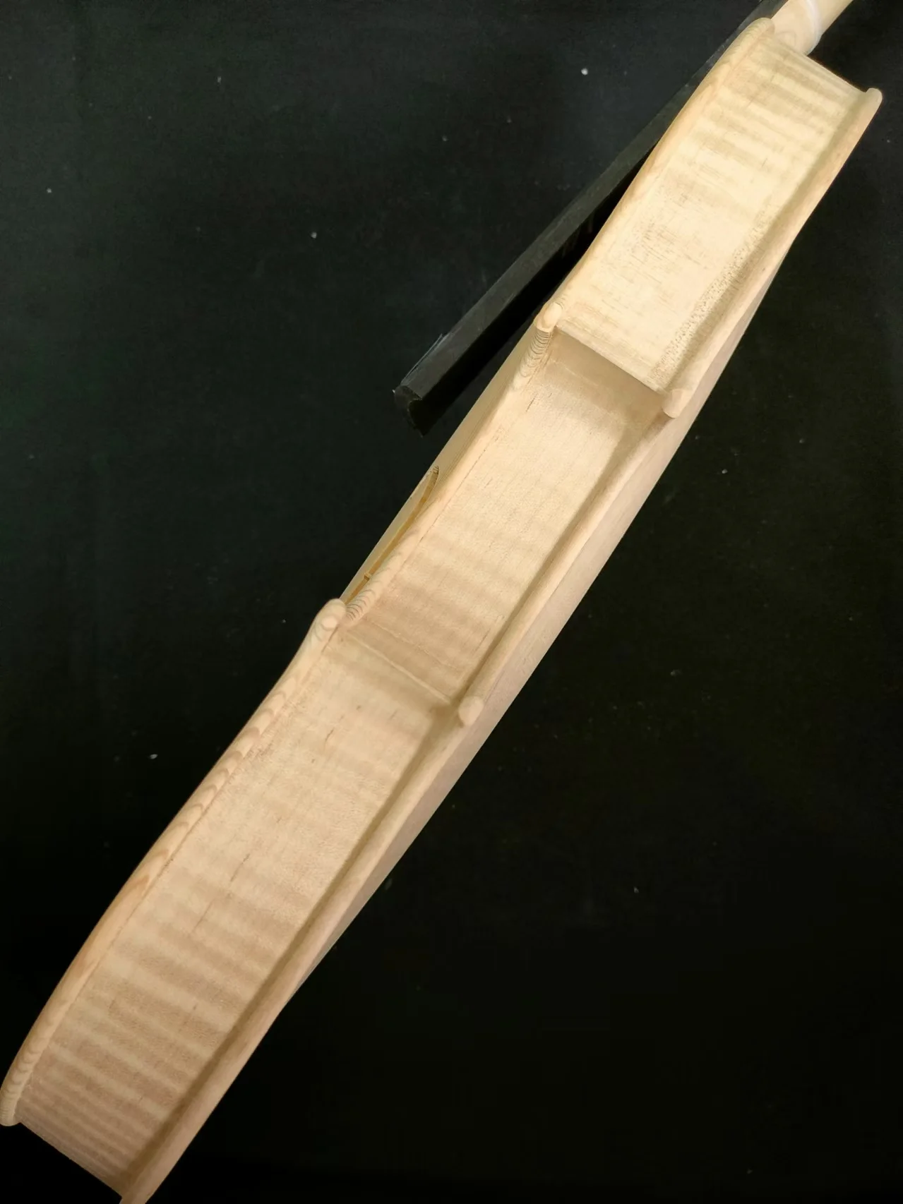 1PC Unvarnished Violin Flamed Maple Back Spruce Top Ebony Fingerobard 4/4 ZHG24606#