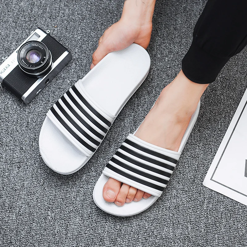 Men Shoes Women Slippers Stripes Pool Slides Summer Men Slippers Couple Beach Plus Size Sandals 46 48 Non-slip Shoes Home Slides
