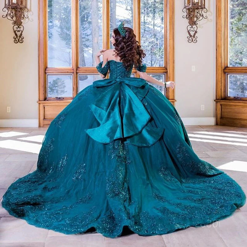 Emerald Green Quinceanera Dresses for Sweet 15 Year Sexy Off the Shoulder Puffy Ball Gown Lace Appliques Beading Princess Gowns
