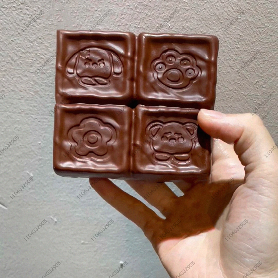 Vochtige aardbeien-melkchocolade cake, zacht speelgoed, langzaam terugverend, friemelspeelgoed, sensorisch stressverlichtend knijpspeelgoed voor kinderen_voghion.com