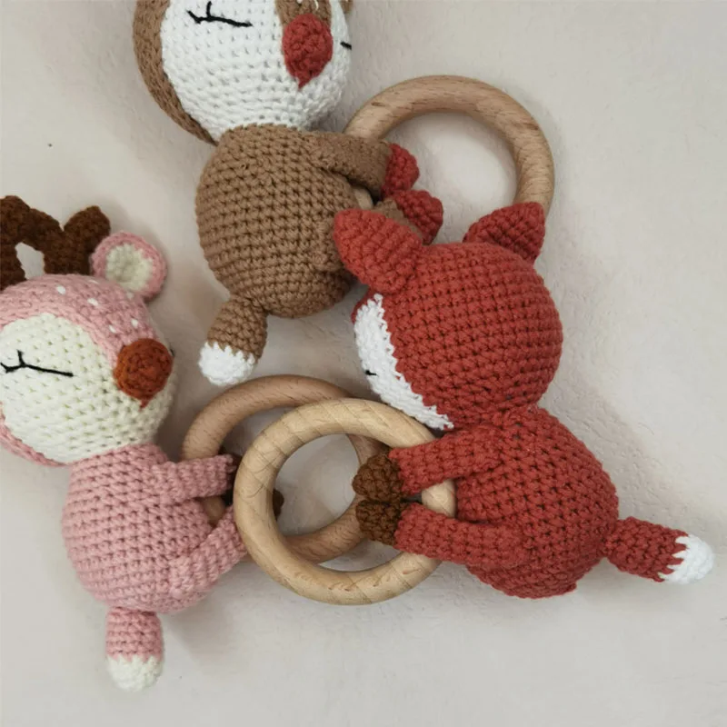 1pc BPA Free DIY Crochet Elk Fox Baby Teether Wooden Teether Ring Rattle Newborn Teething Nursing Soother Molar Educational Toys 2