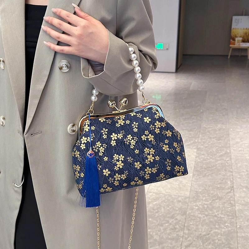Designer Small Shoulder Bag Fashion Floral Women Evening Bag Satchel Vintage Clip Crossbody Purse Luxury Pearl Chain Handbag